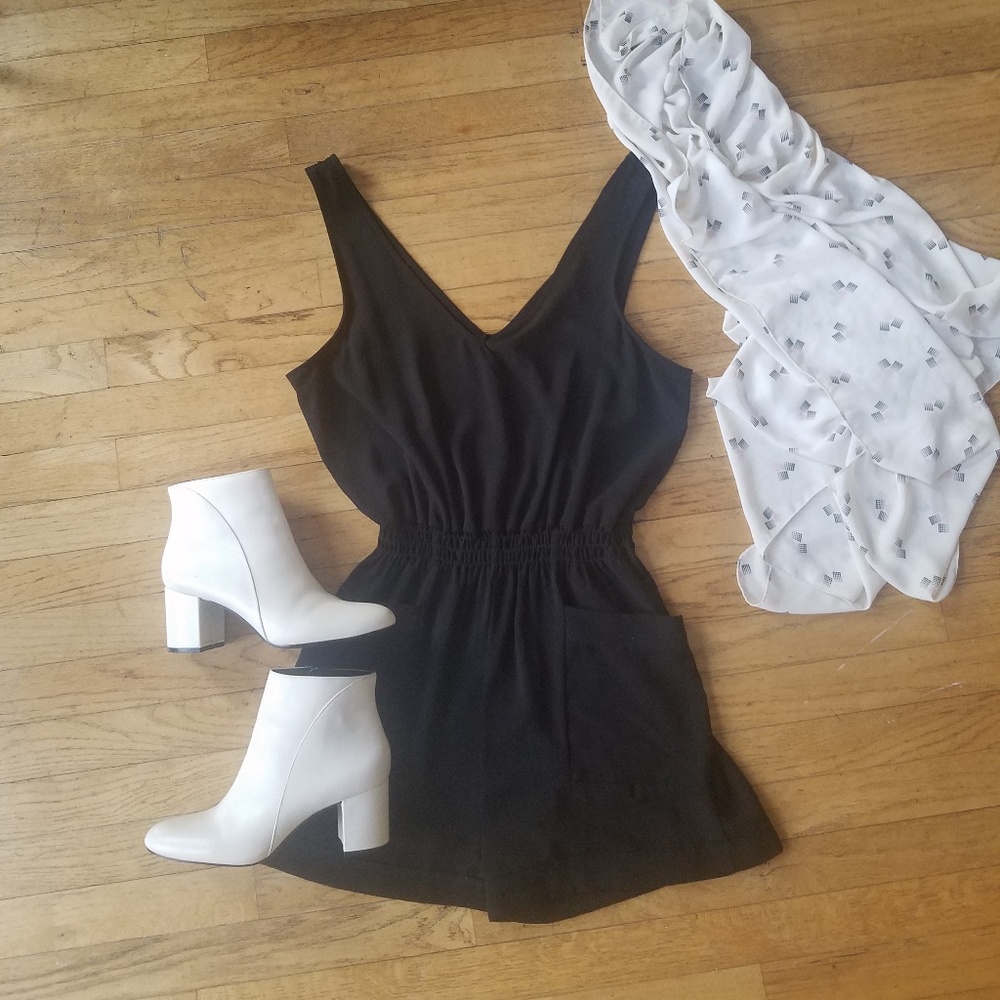 UO Silence + Noise Black Sleeveless Romper